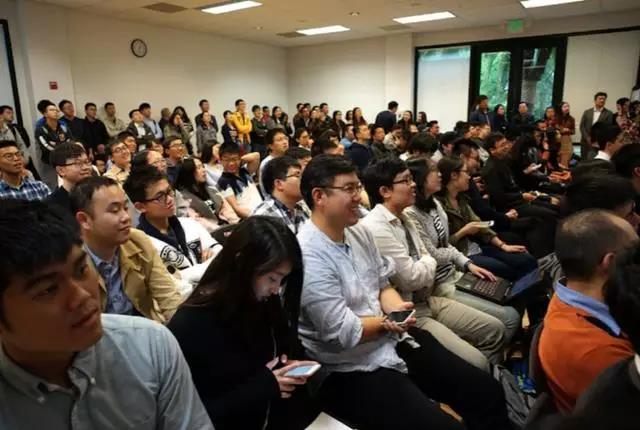 宣講會現場座無虛席